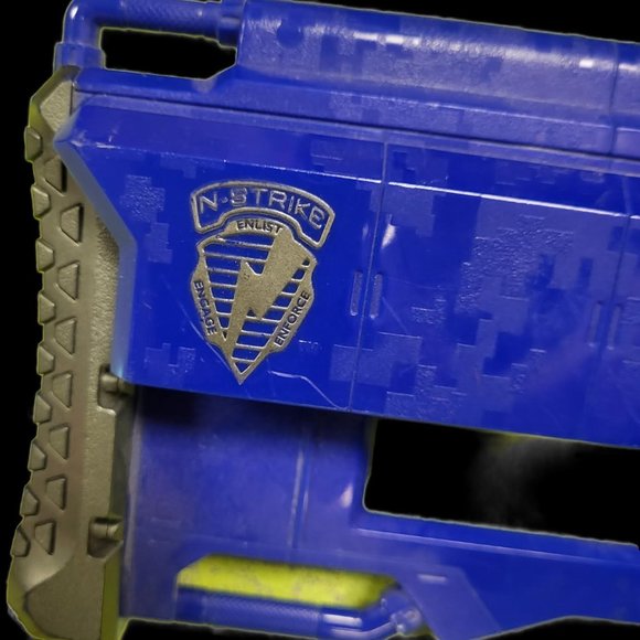 Nerf LongStrike CS-6 Blaster - Picture 3 of 13